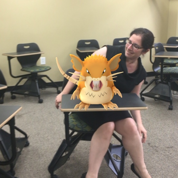 Meet your Posher, Karin - Picture 4 of 5